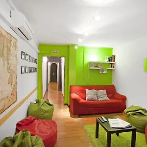 Diagonal House Hostal